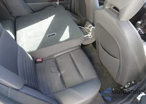 2005 Volvo V50 2.4I z USA, uszkodzony, nr VIN YV1MW382452047223